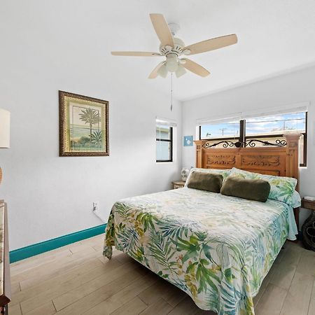 Uptown Cottage - Walk To The Beach And Restaurants Cocoa Beach Bagian luar foto