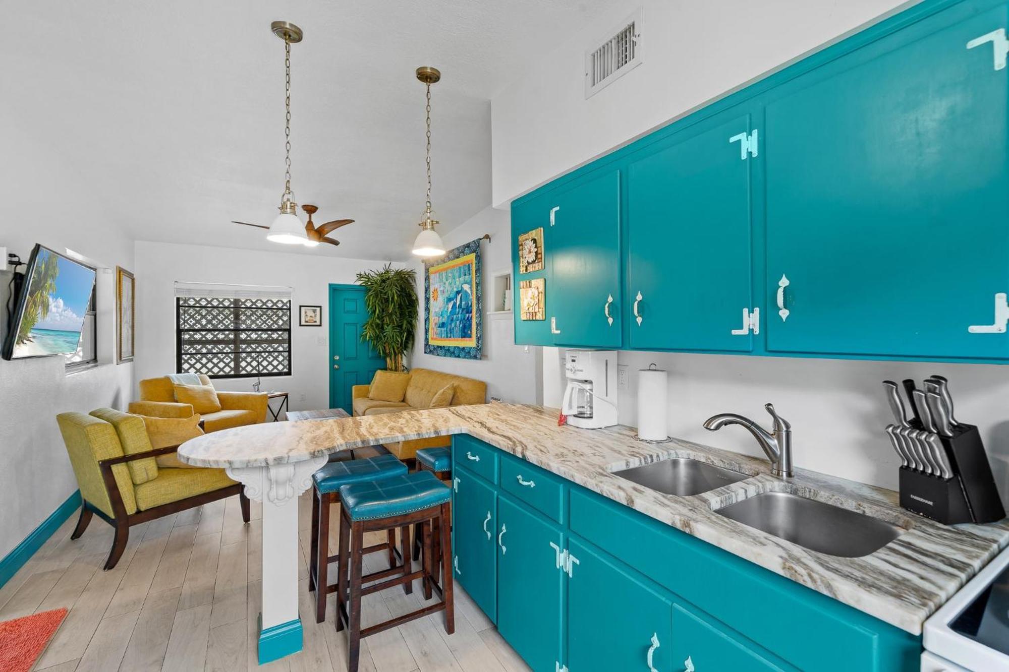 Uptown Cottage - Walk To The Beach And Restaurants Cocoa Beach Bagian luar foto